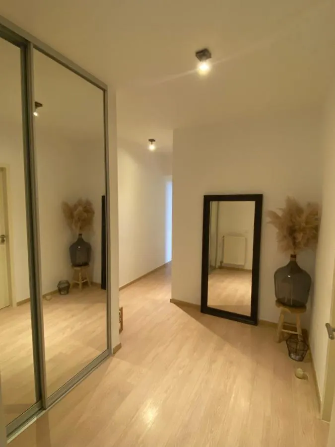 Chambre, Salle Sport, Grand Patio, Salle De Bain - Luxueux Appartement Idealement Localise Dans Le Centre De Bruxelles منزل للإقامة