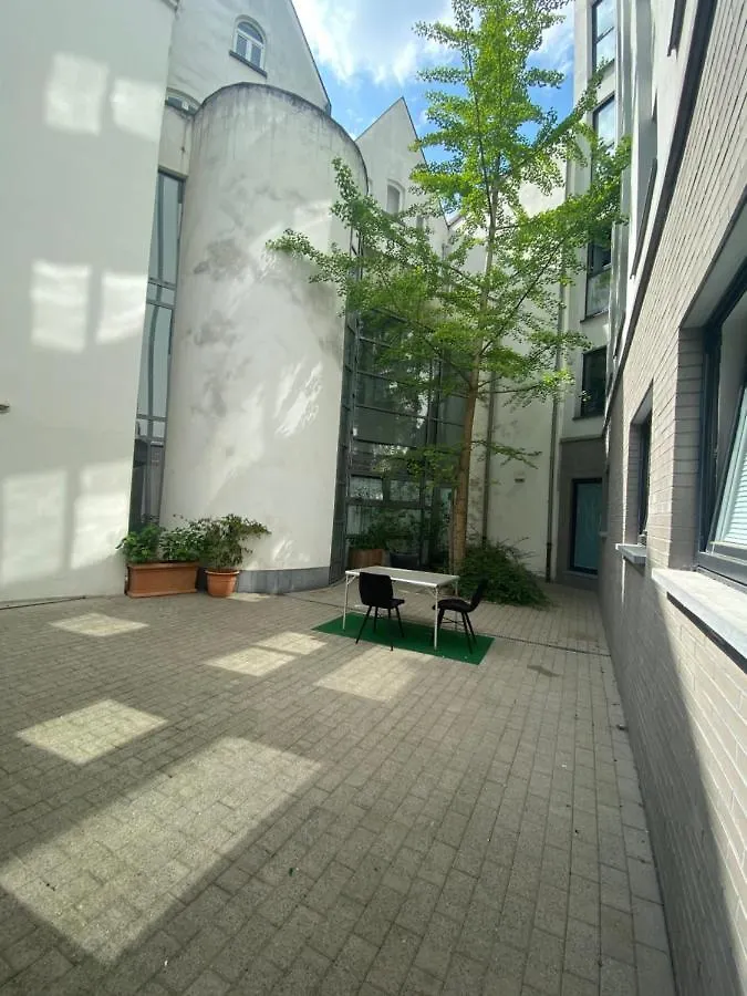منزل للإقامة Chambre, Salle Sport, Grand Patio, Salle De Bain - Luxueux Appartement Idealement Localise Dans Le Centre De Bruxelles